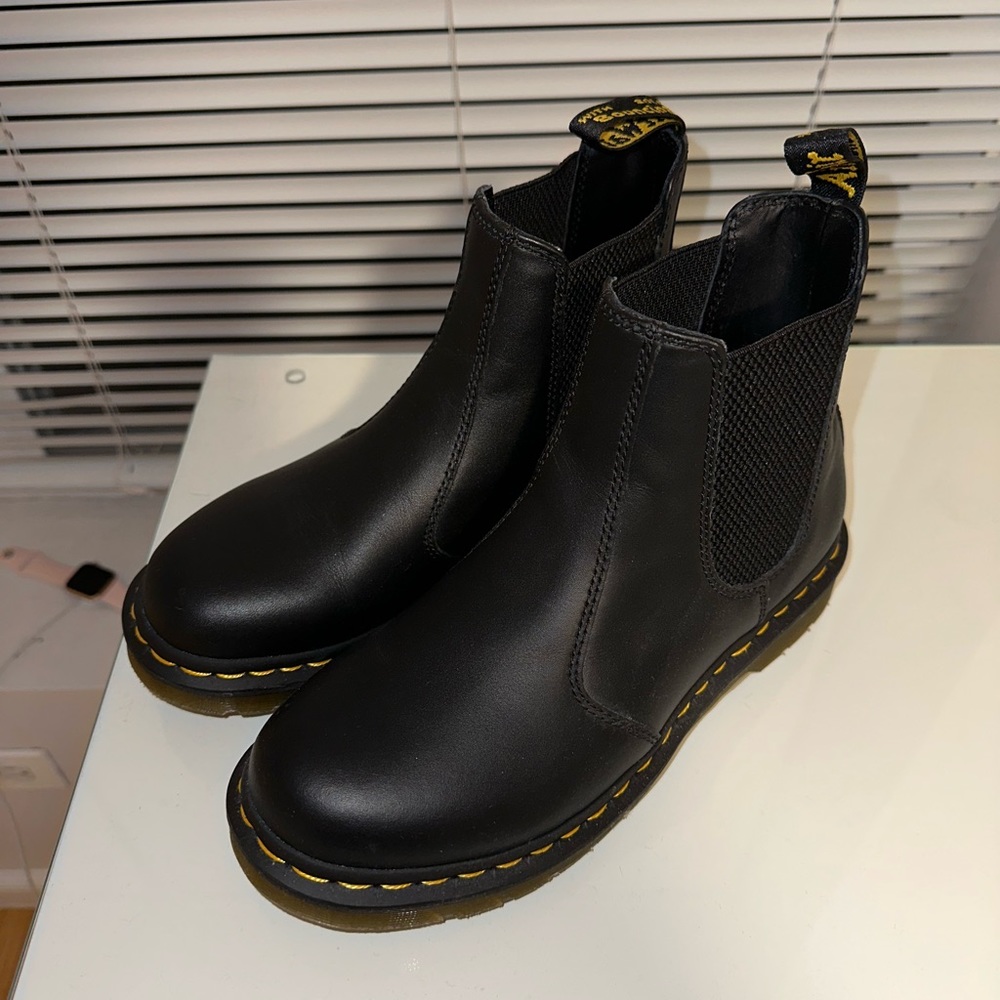 Doc Marten chelsea boots size 8 women